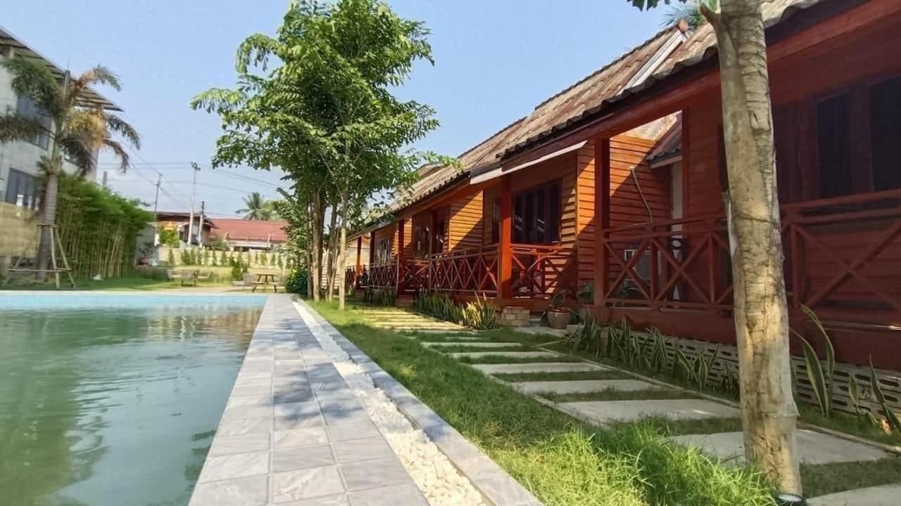 Vang Vieng Bungalows מראה חיצוני תמונה
